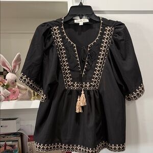 Vine & Love Black V-Neck Peasant Tunic with Cream Embroidery - size M